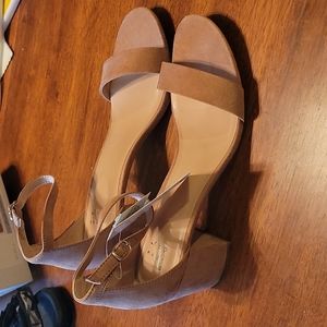 Michaela Heels Taupe (8.5)